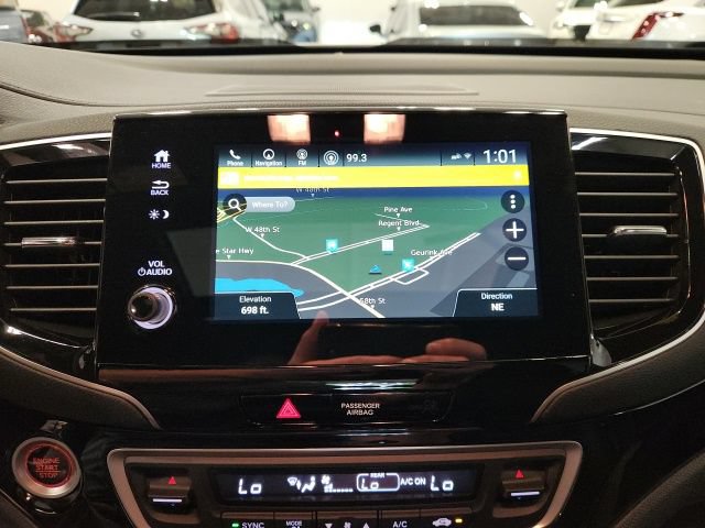 Certified 2025 Honda Passport Black Edition image 16
