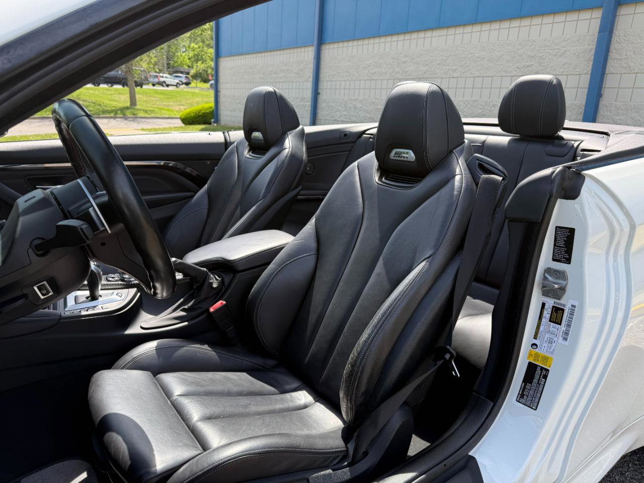 Used 2017 BMW M4 Convertible RWD image 18