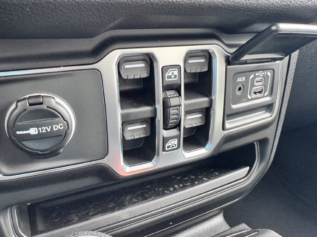 New 2026 Jeep Gladiator Mojave AWD/4WD image 18