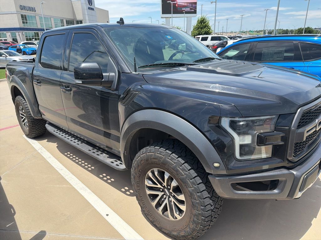Used 2019 Ford F150 Raptor w/ Equipment Group 802A Luxury AWD/4WD image 2