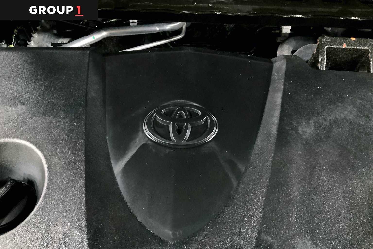 Used 2021 Toyota Camry SE w/ Cold Weather Package image 32