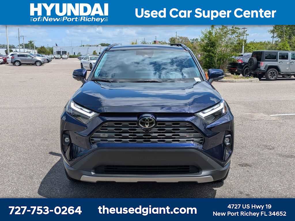 Used 2025 Toyota RAV4 Limited w/ Advanced Technology Package image 8