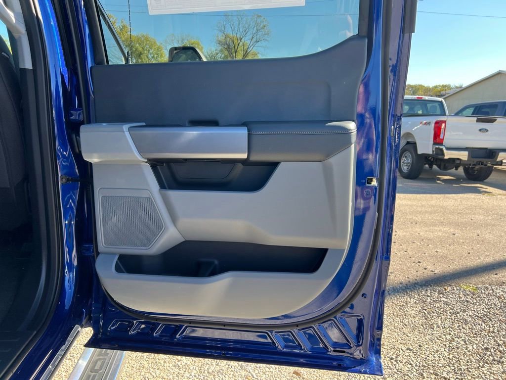 New 2026 Ford F250 XLT w/ FX4 Off-Road Package image 18
