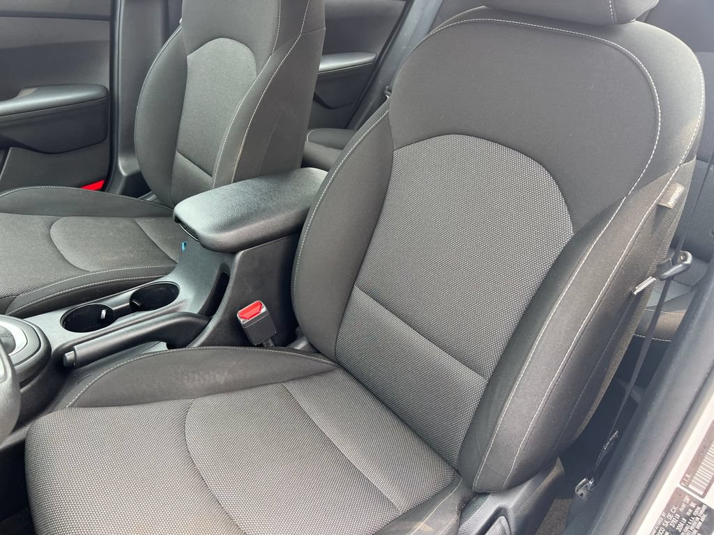 Used 2023 Kia Forte LXS FWD image 11