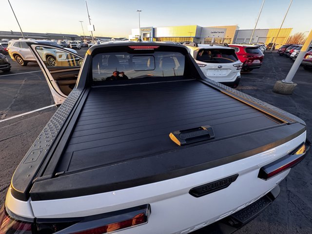 Used 2024 Hyundai Santa Cruz SEL w/ Activity Package image 8