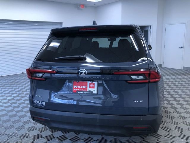 Used 2025 Toyota Grand Highlander XLE image 15