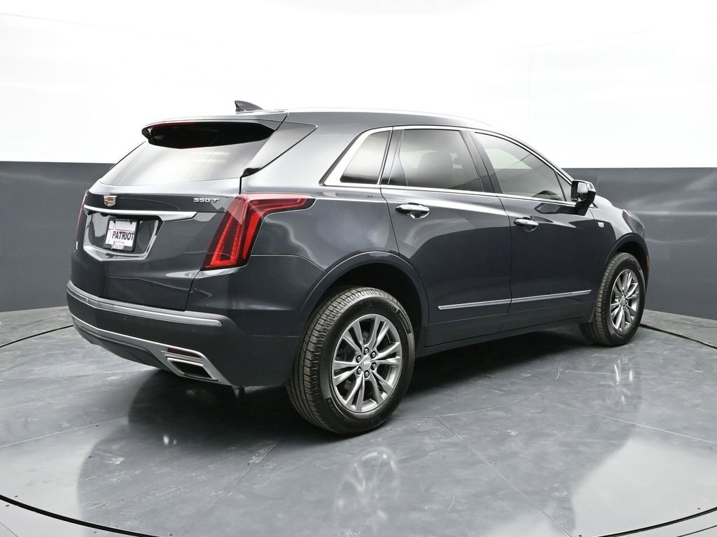 Used 2022 Cadillac XT5 Premium Luxury image 3