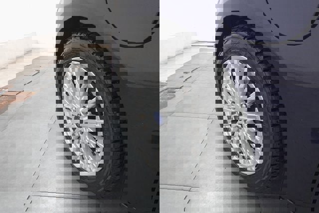 Used 2017 Ford Focus Electric Hatchback image 28