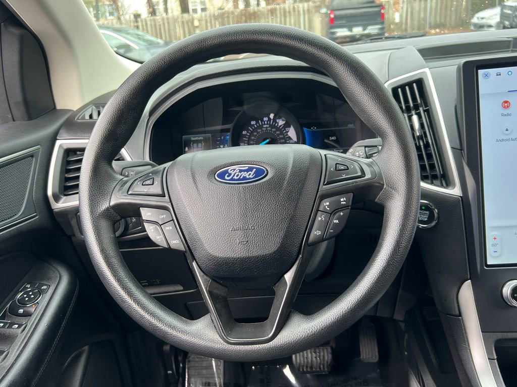Used 2022 Ford Edge SE w/ Black Appearance Package image 23