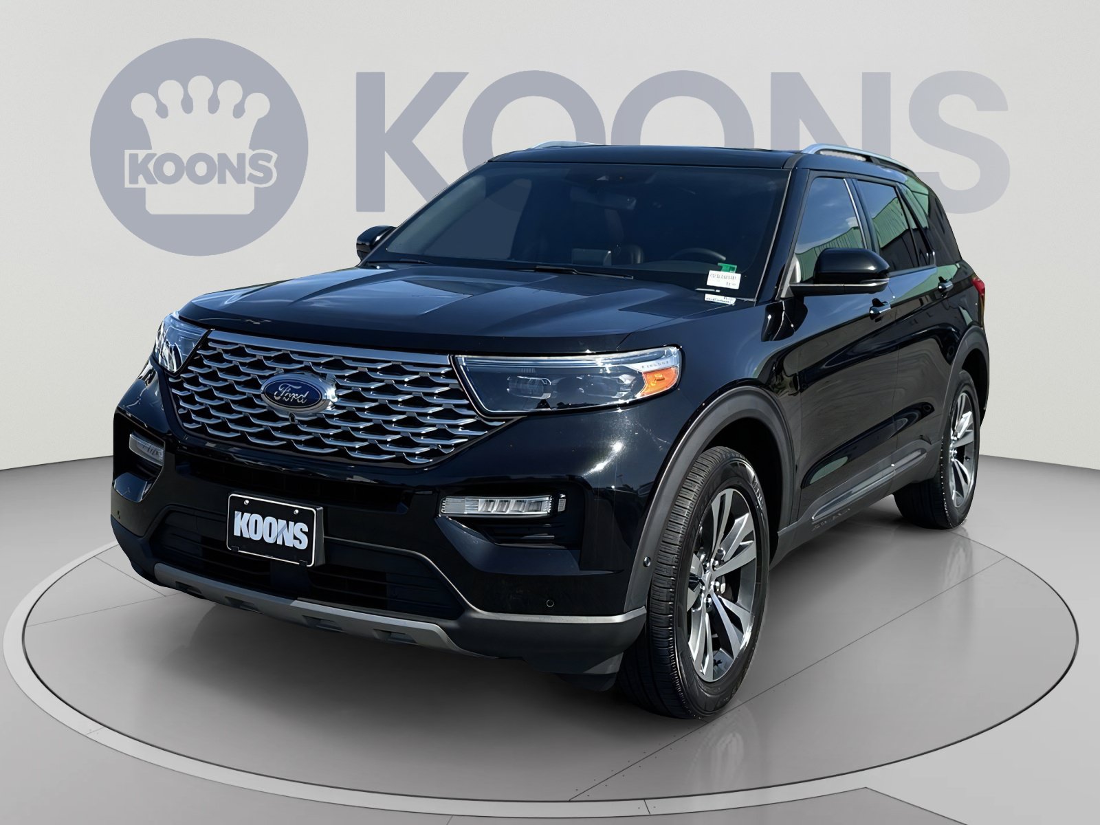 Used 2020 Ford Explorer Platinum w/ Premium Technology Package AWD/4WD image 1