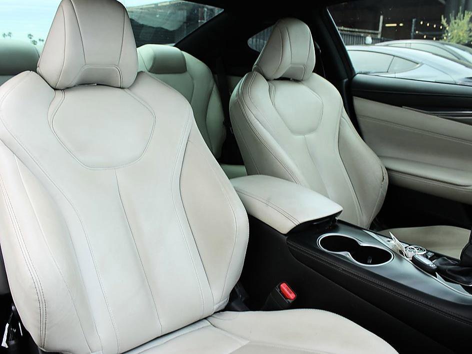Used 2019 INFINITI Q60 3.0t Luxe w/ Essential Package RWD image 16