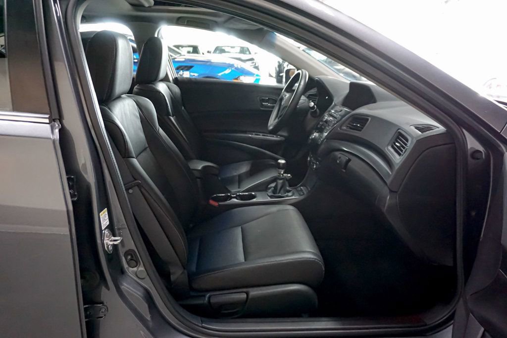 Used 2014 Acura ILX w/ Premium Package FWD image 32