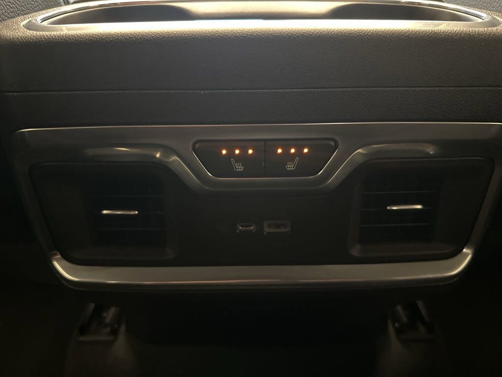 Used 2023 GMC Sierra 1500 Denali w/ Denali Reserve Package image 22