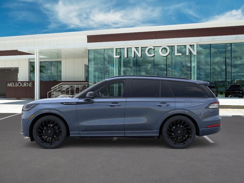 New 2026 Lincoln Aviator Reserve AWD/4WD image 3