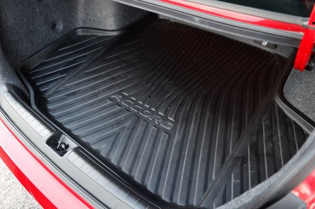 Used 2018 Honda Accord Sport image 27