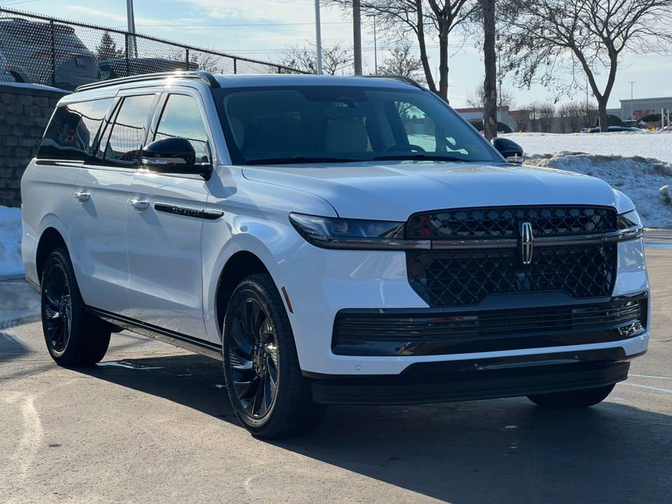 New 2026 Lincoln Navigator L Reserve w/ Jet Appearance Package image 38