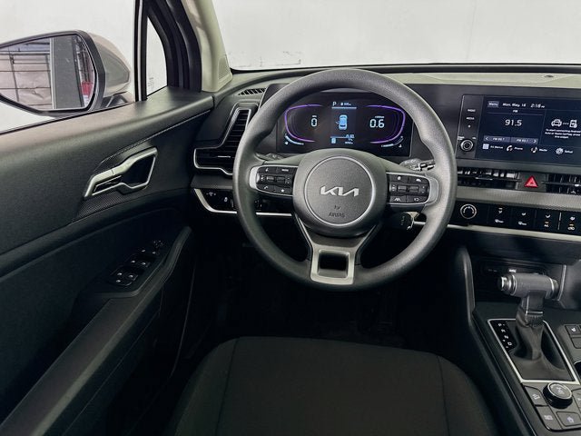 Certified 2025 Kia Sportage LX AWD/4WD image 21