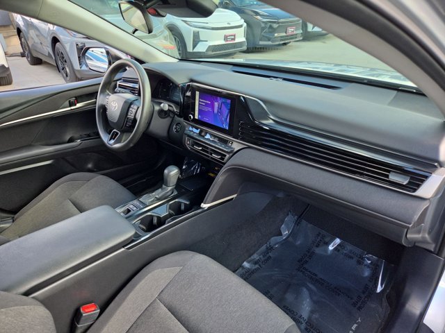 Used 2025 Toyota Camry LE FWD image 20
