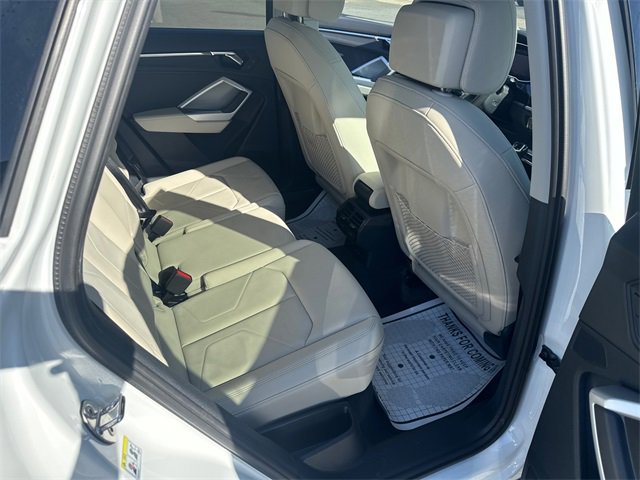 Used 2023 Audi Q3 2.0T Premium image 9