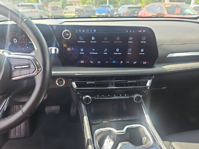 Used 2024 Chevrolet Traverse LT FWD image 18