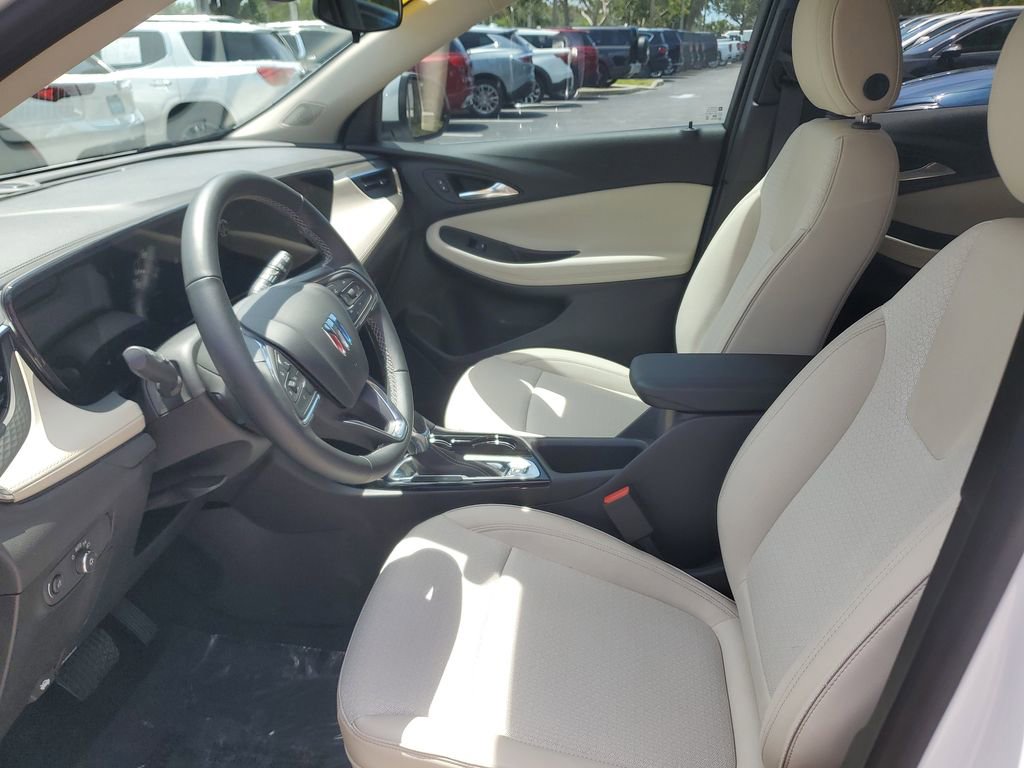 Certified 2024 Buick Encore GX Preferred FWD image 21