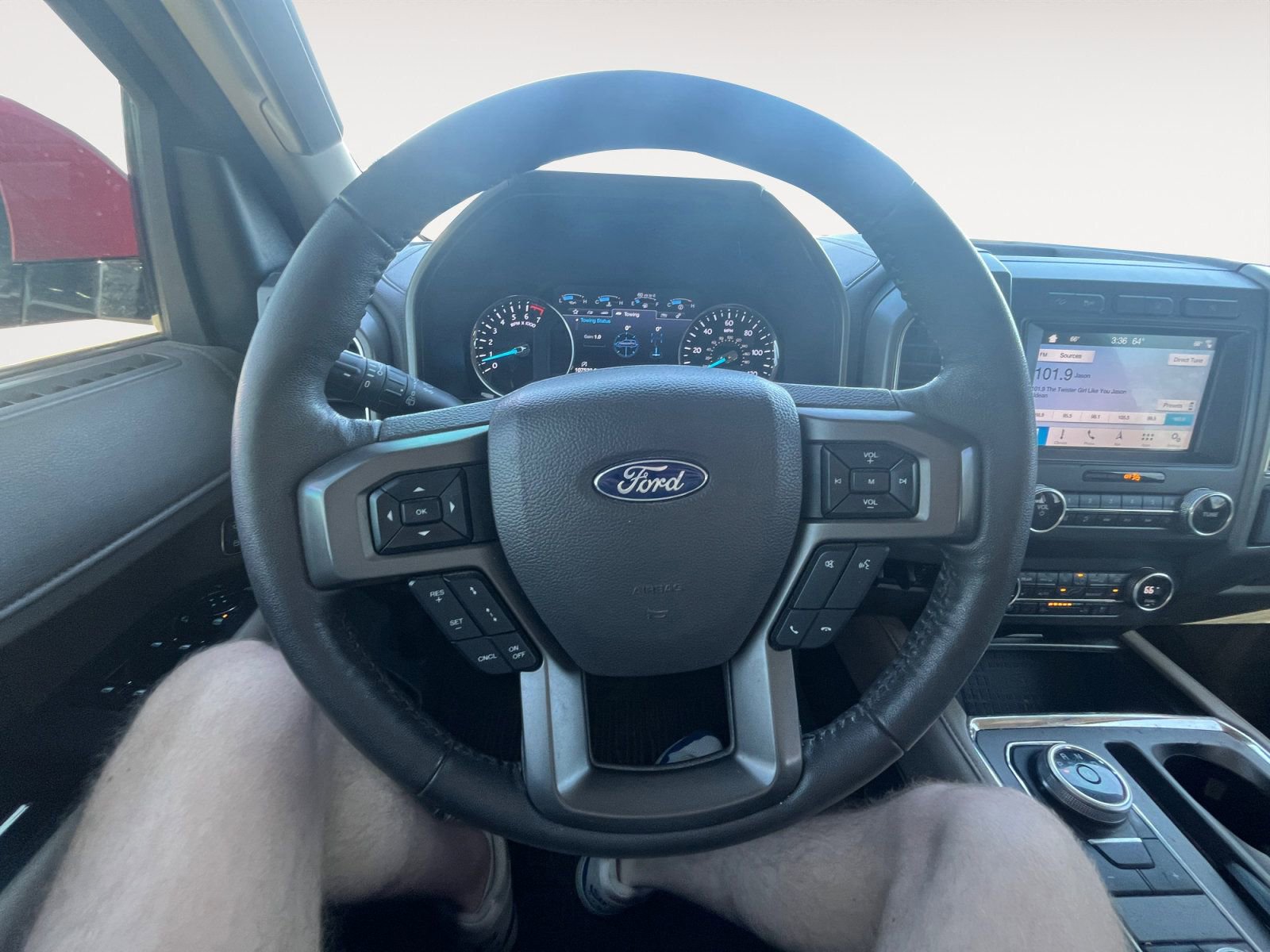 Used 2019 Ford Expedition XLT w/ Equipment Group 202A image 12