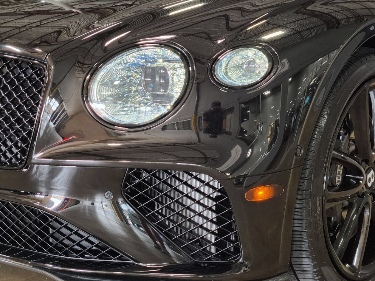 Used 2022 Bentley Continental GT AWD/4WD image 17