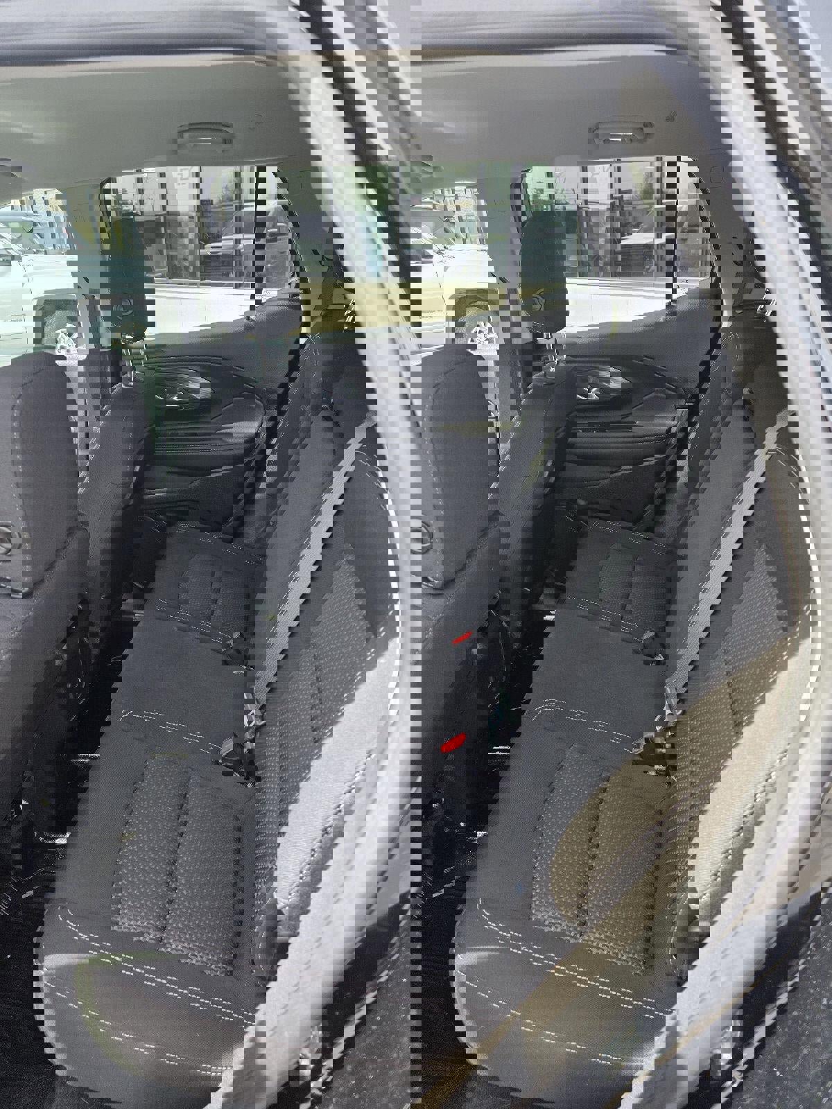 Used 2022 GMC Terrain SLE w/ Driver Convenience Package image 14