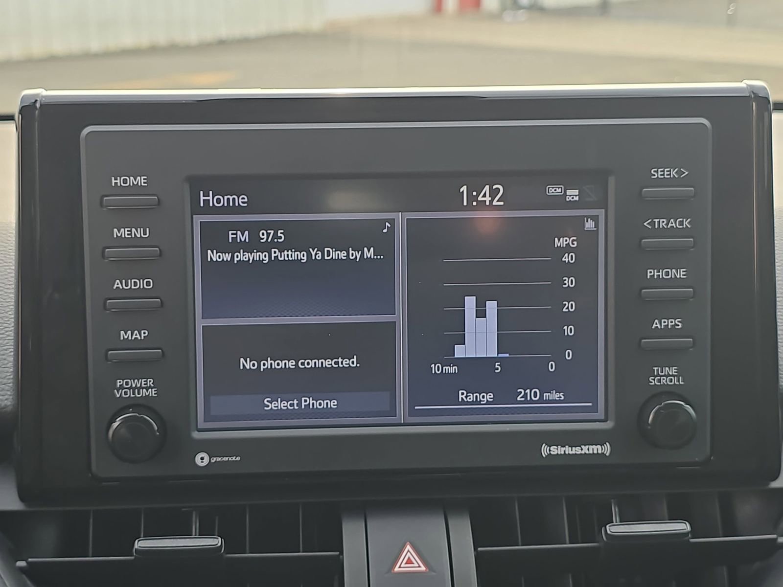 Used 2022 Toyota RAV4 LE image 26