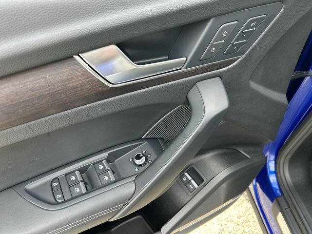 Used 2024 Audi Q5 e Premium Plus image 16