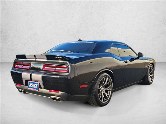Used 2016 Dodge Challenger SRT RWD image 5