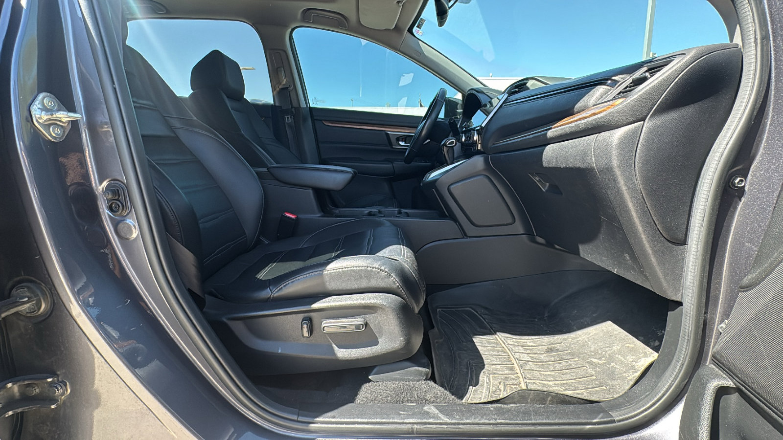 Used 2019 Honda CR-V Touring image 27