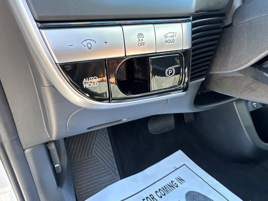 Certified 2024 Hyundai Ioniq 5 SEL AWD/4WD image 15