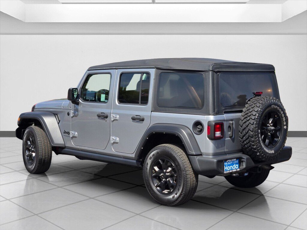Used 2021 Jeep Wrangler Unlimited Sport AWD/4WD image 7