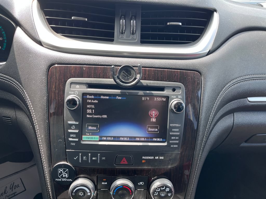 Used 2016 Chevrolet Traverse LT FWD image 13