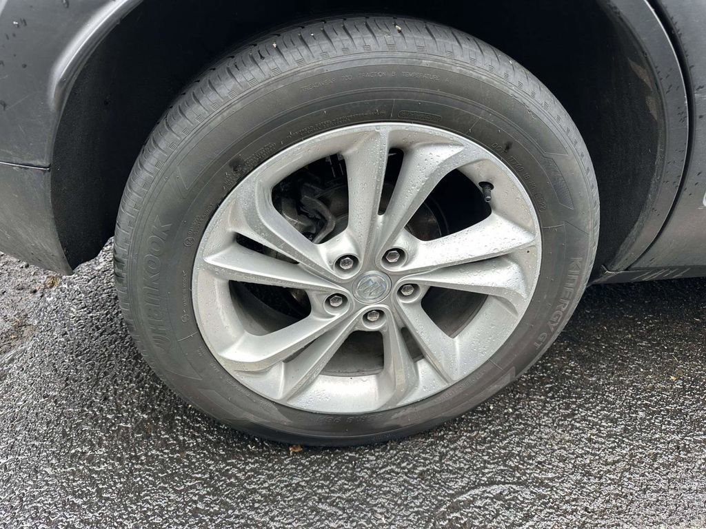 Used 2023 Buick Encore GX Preferred w/ Cold Weather Comfort Package image 6