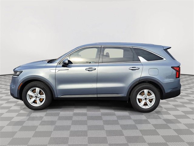 Used 2021 Kia Sorento LX image 2