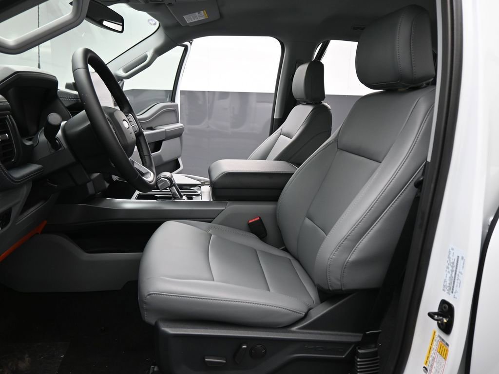 New 2025 Ford F150 Lightning Flash image 9