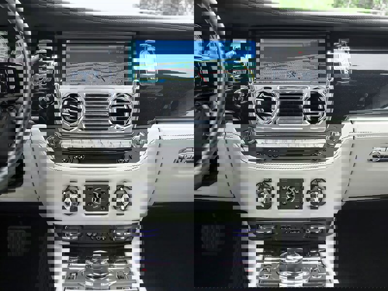 Used 2016 Rolls-Royce Wraith image 17