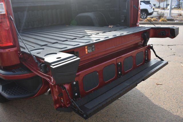 Used 2024 Chevrolet Silverado 1500 High Country w/ Technology Package image 13