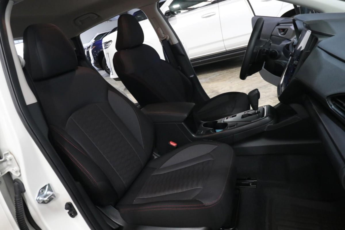 Used 2025 Subaru Impreza 2.0i Sport AWD/4WD image 27