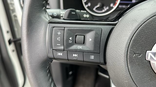 Certified 2023 Nissan Rogue SL w/ SL Premium Package image 13
