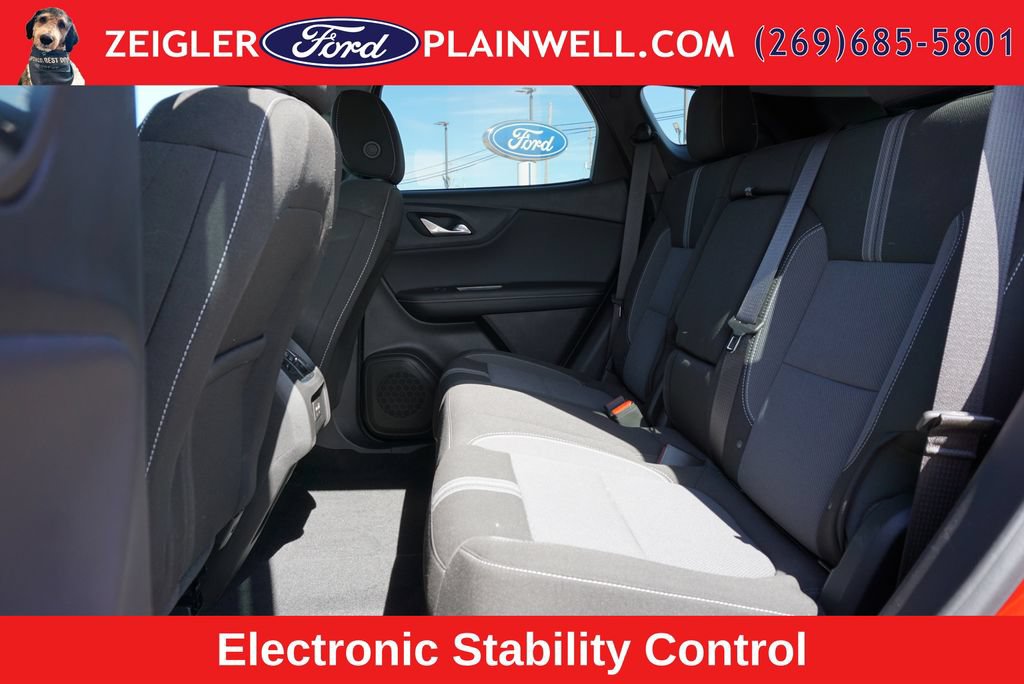 Used 2024 Chevrolet Blazer LT w/ Convenience Package AWD/4WD image 12