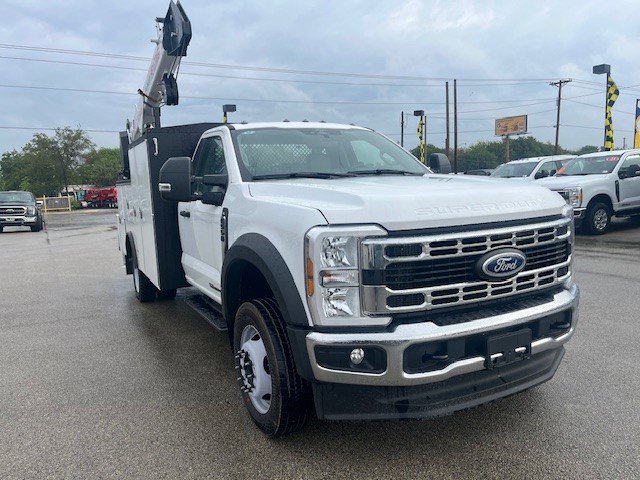 New 2024 Ford F550 4x4 Regular Cab Super Duty image 3