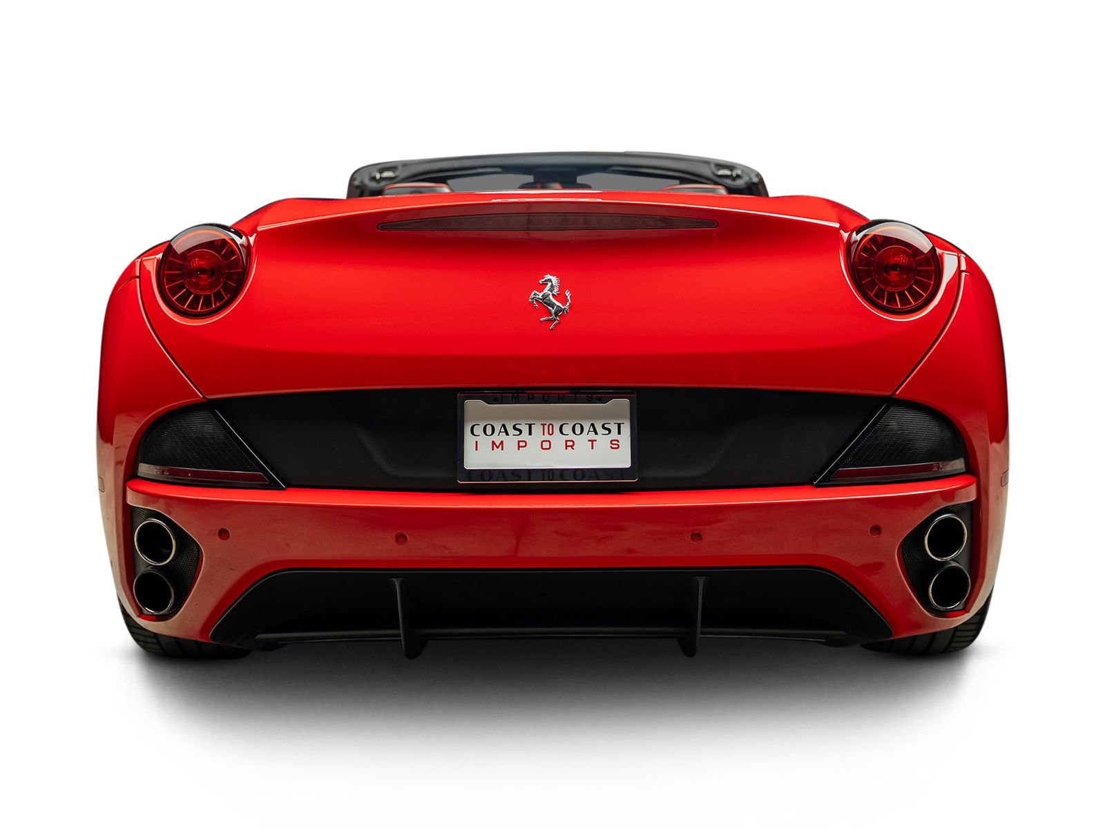 Used 2013 Ferrari California RWD image 18