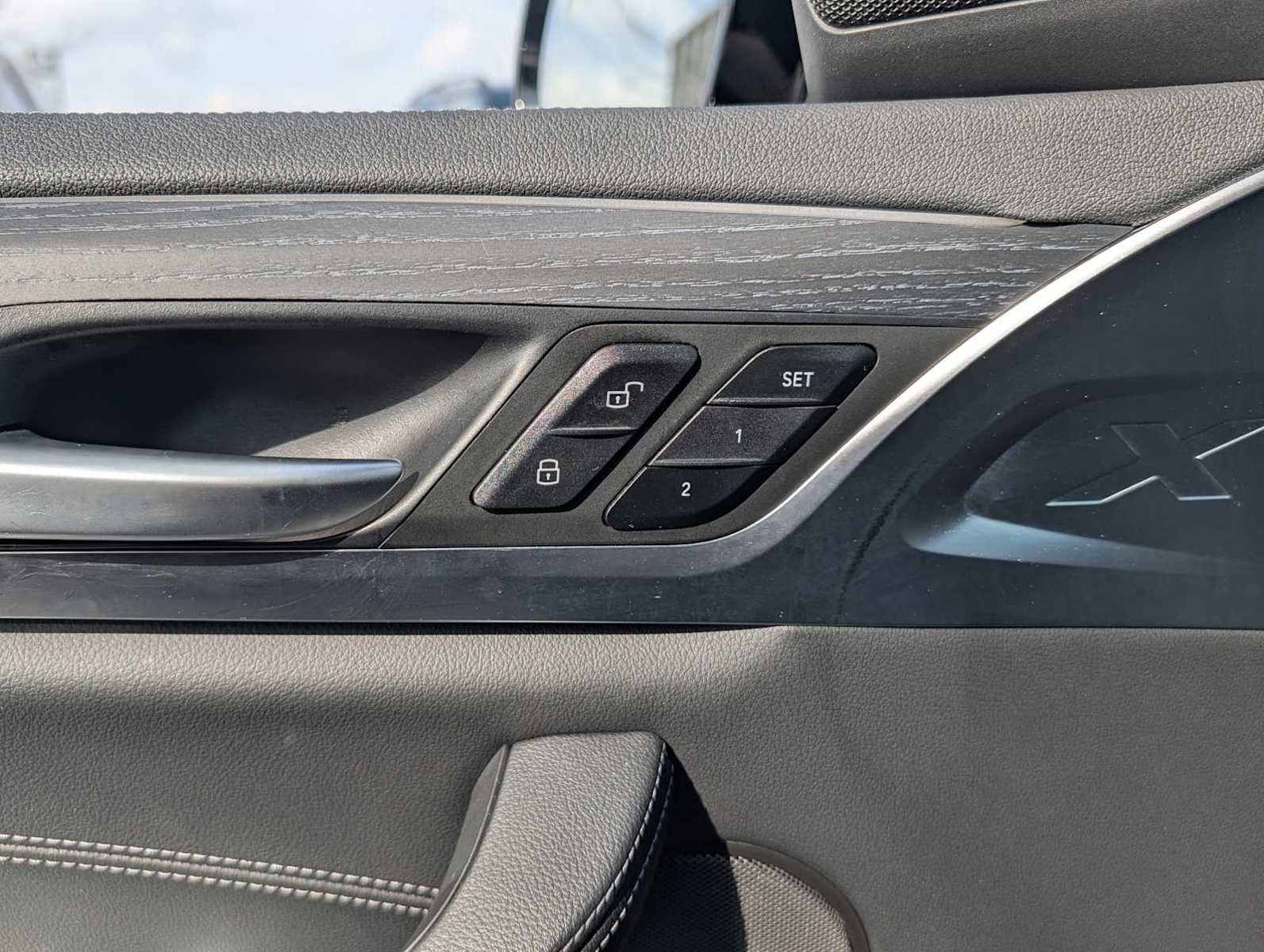 Used 2022 BMW X4 M40i image 24