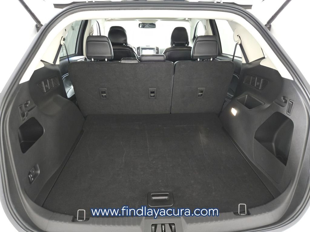 Used 2019 Ford Edge SEL w/ Equipment Group 201A image 16