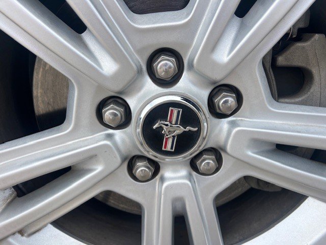 Used 2013 Ford Mustang 2dr Cpe V6 image 21