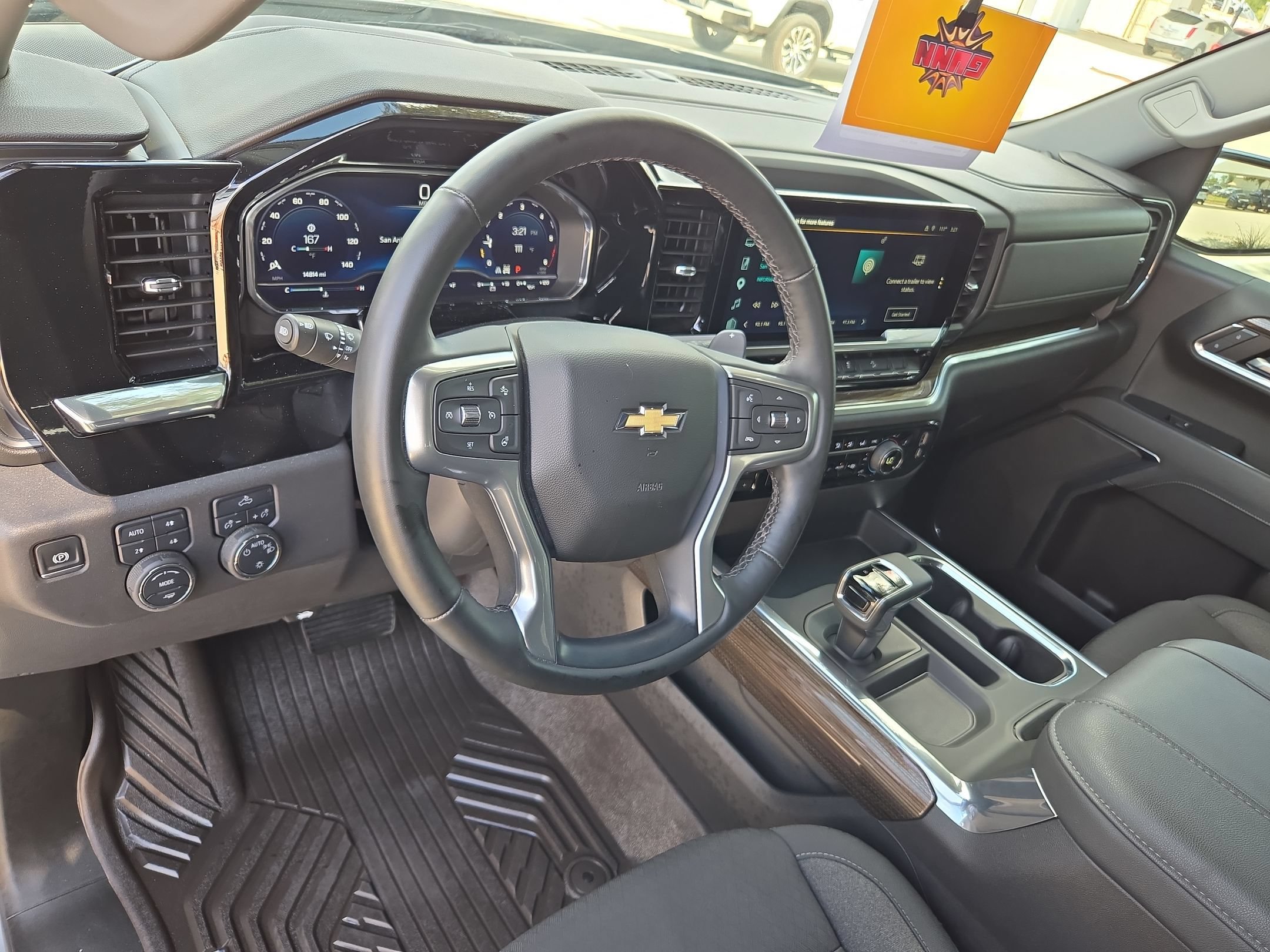 Certified 2025 Chevrolet Silverado 1500 LT w/ Z71 Off-Road Package AWD/4WD image 12