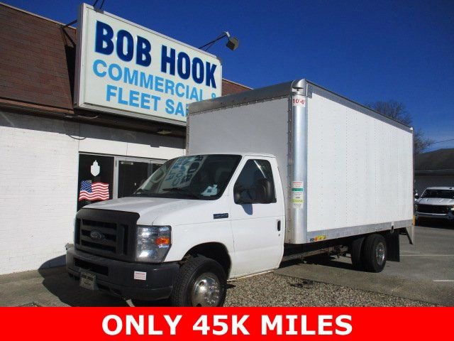 Used 2019 Ford E-350 and Econoline 350 Super Duty w/ Power Windows & Locks Group RWD image 1